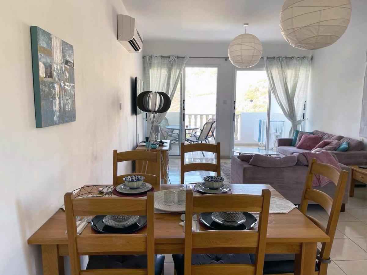 Peyia Resort Apartment エクステリア 写真
