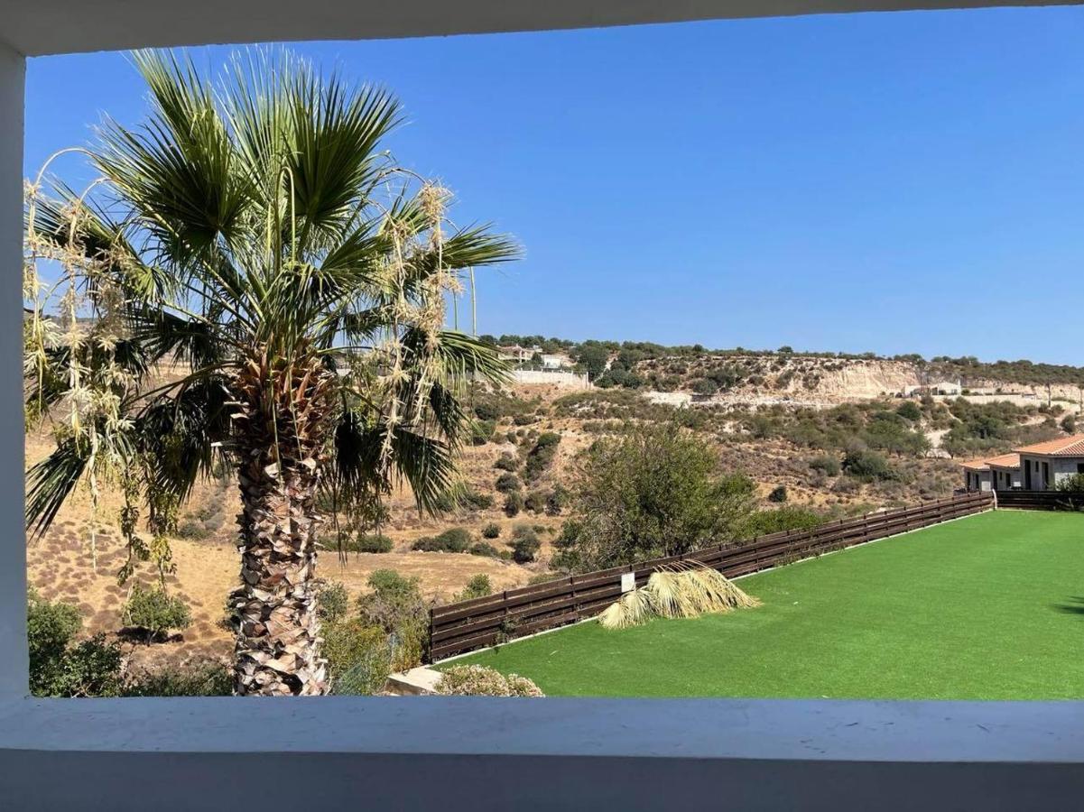 Peyia Resort Apartment エクステリア 写真
