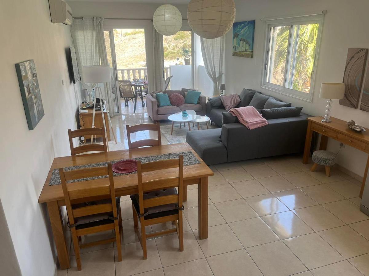 Peyia Resort Apartment エクステリア 写真